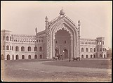 [Rumi Darwaza, Lucknow, India], Unknown, Albumen silver print from glass negative
