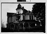 [Queen Anne House with Spindlework Porch, Mobile, Alabama], Walker Evans  American, Film negative