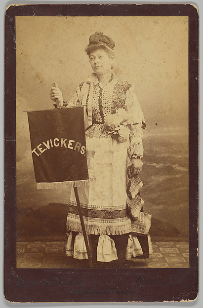 [Merchants' Carnival Portrait: T. E. Vickers, Canton, Ohio] by Vignos & Hurford, The Metropolitan Museum of Art