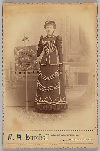 [Merchants' Carnival Portrait: Sutcliffe and Hazeltine, Mazomanie, Wisconsin] by W. W. Burchell, The Metropolitan Museum of Art