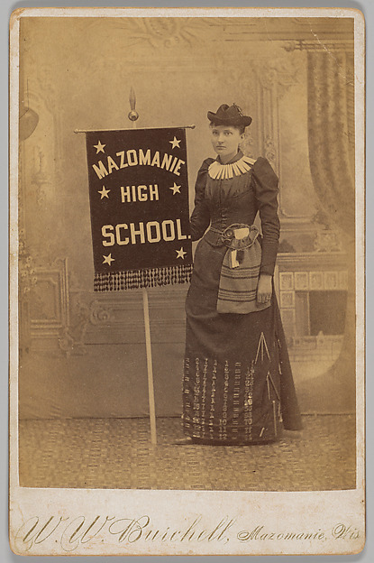 [Merchants' Carnival Portrait: Mazomanie High School, Mazomanie, Wisconsin] by W. W. Burchell, The Metropolitan Museum of Art