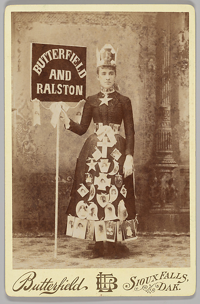 [Merchants' Carnival Portrait: Butterfield and Ralston, Sioux Falls, South Dakota]