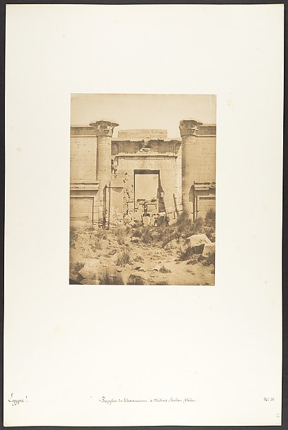 Propylées du Thoutmoséum, à Médinet-habou (Thèbes)