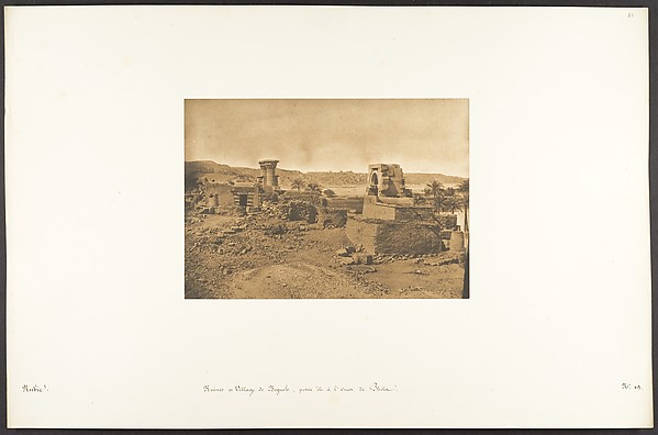 Ruines et Village de Begueh, petite île à l'Ouest de Philae