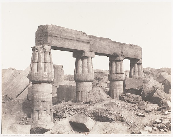 Karnak (Thèbes), Palais - Partie Posterieure - Fragment de Colonnades Vu du Point S