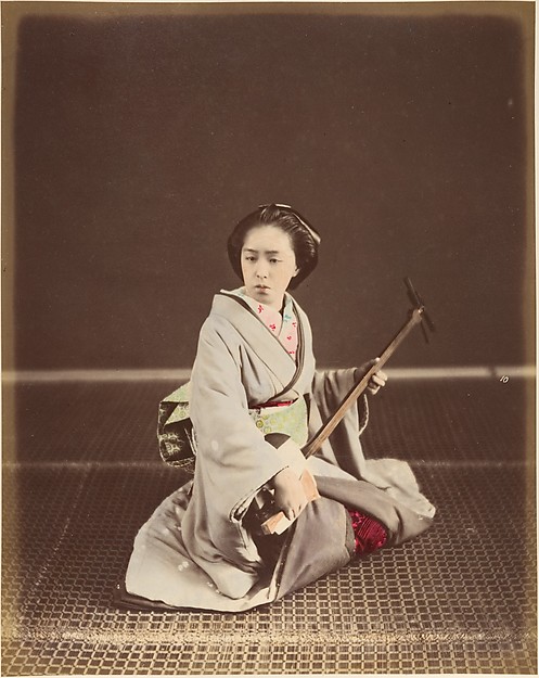 [Tokyo Geisha with Shamisen]