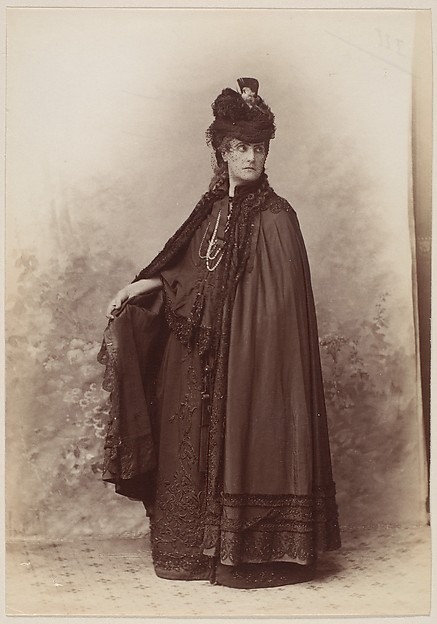 Madame Douane