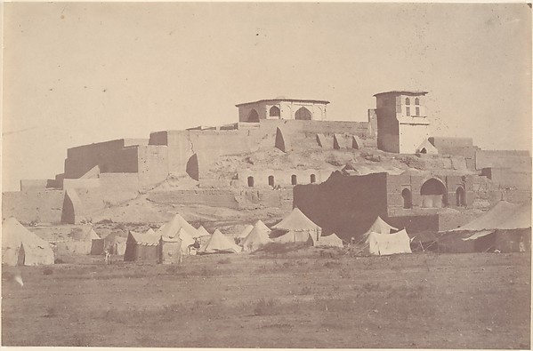 [A Persian Citadel in the Environs of Sultaniye]