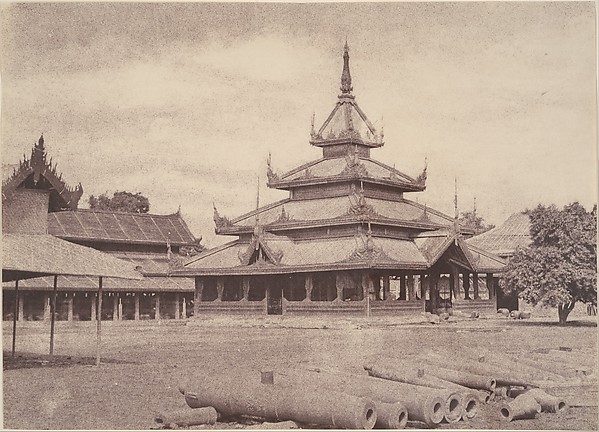 Amerapoora, Palace of the White Elephant