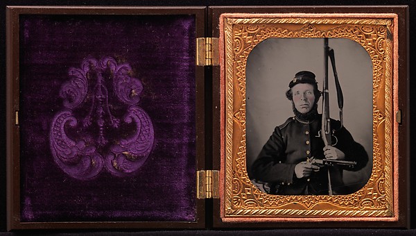[Union Private with Musket and Pistol]