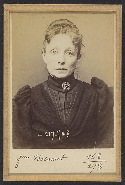 Loth. Clotilde, Caroline (femme Bossant). 43 ans, née à Valenciennes. Sans profession. Anarchiste. 27/4/94.
