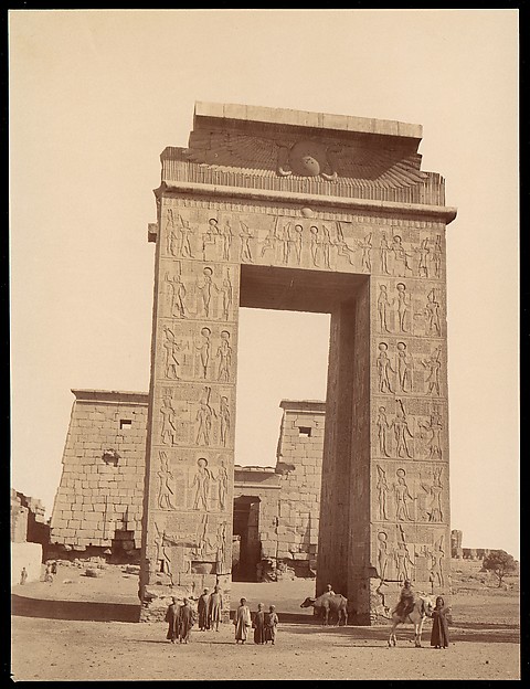 Karnak. Pylone de Ptolomee
