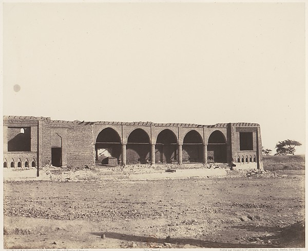 Syout, Caravansérail en Ruines
