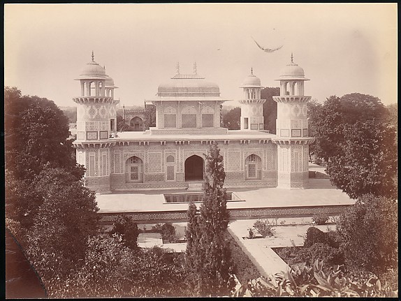[Itmad-Ud-Daulah's Tomb, Agra]