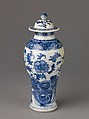 Small covered vase, Chinese  , Qing Dynasty, 