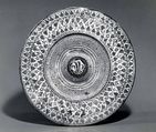 Dish, Lusterware.  Earthenware, tin-glaze, luster-painted., Spanish, Valencia (probably Manises)