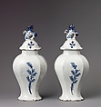 Covered vase, De Porceleyne Bijl (The Porcelain Axe) Factory, Delft, Tin-glazed earthenware., Dutch, Delft