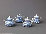 Small covered wine pot or teapot, Chinese  , Qing Dynasty, Kangxi period, 
