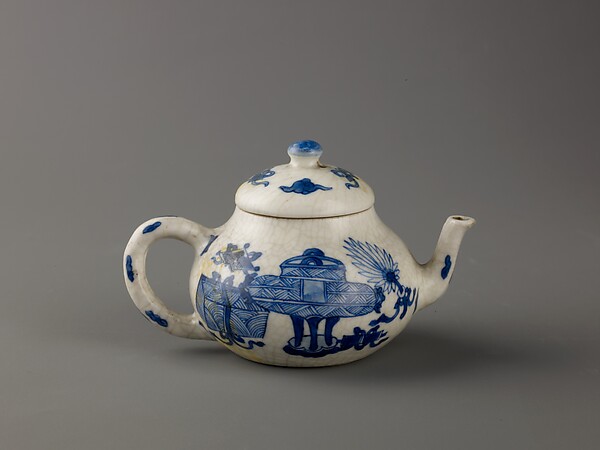 Small covered wine pot or teapot by Chinese, The Metropolitan Museum of Art