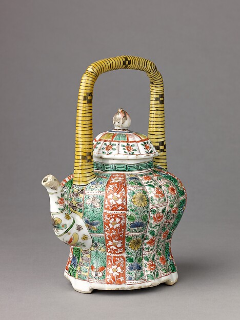 Covered wine pot or teapot by Chinese, The Metropolitan Museum of Art