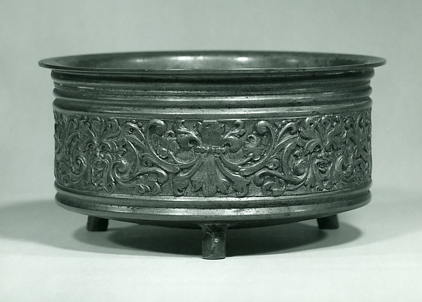 Bowl decorated with frieze of grotesques by an unrecorded maker, The Metropolitan Museum of Art