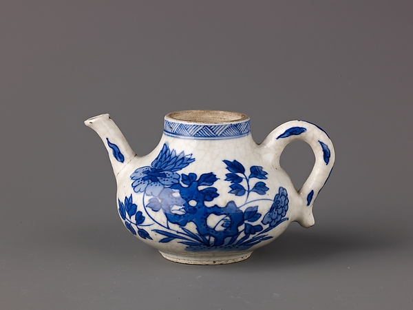 Small wine pot or teapot by Chinese, The Metropolitan Museum of Art